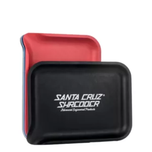 Carry your surfboard with ease. Red and black plastic tray with Santa Cruz Surfboard written in white. Suitable for outdoor use.