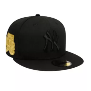 Black fitted New Era cap with gold Yankees logo on front, perfect for showing your team spirit. Made of cotton and suitable for men and women.
