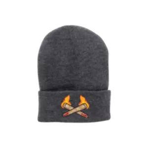 Beanie with Smoke Company written in red, flames on left and right with Burning and Raw written in red, made of cotton or wool with classic knit pattern.