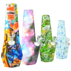Hexagon silicone water pipe with 6 unique designs in black, white, green, pink, and purple. Medium size and clear hexagon shape. WWSCW21.