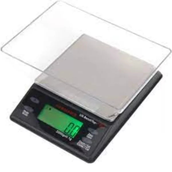 This digital scale has a backlit display, stainless steel base, and plastic cover. It can measure up to 110 pounds with a precision of 0.1 gram and has a tare and backlight function. It's easy to use and has a wide range of applications.