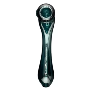 High-end shaver for men with sensitive skin. Flat bottom design for easy use and smooth shave. Advanced technologies for precision and durability.