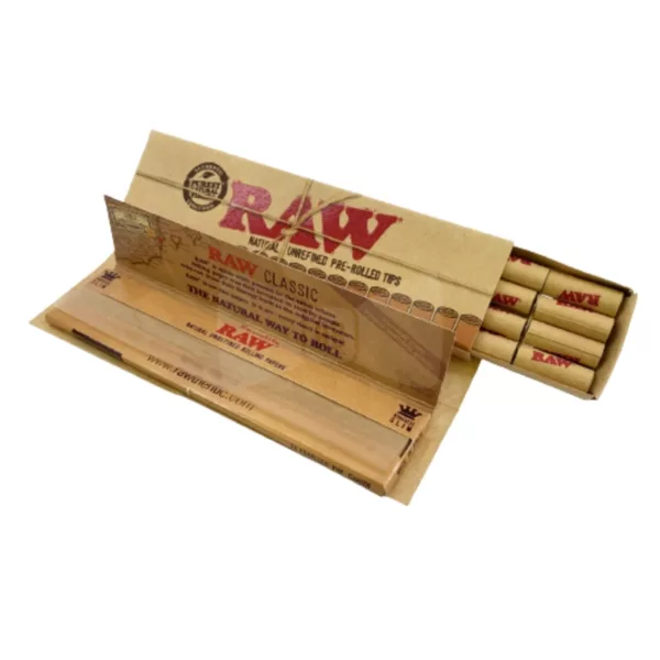 Classic KingSize Connoisseur Papers - Raw are made of brown paper with a leaf design and feature the Classic KingSize logo. They are marketed as raw tobacco papers.