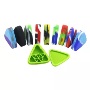 Six colorful, geometric shapes arranged in a circle create a visually appealing and eye-catching design for the Small Triangular Silicone Container.